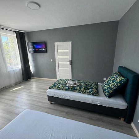 Guben Wohnungen Studio Bagian luar foto