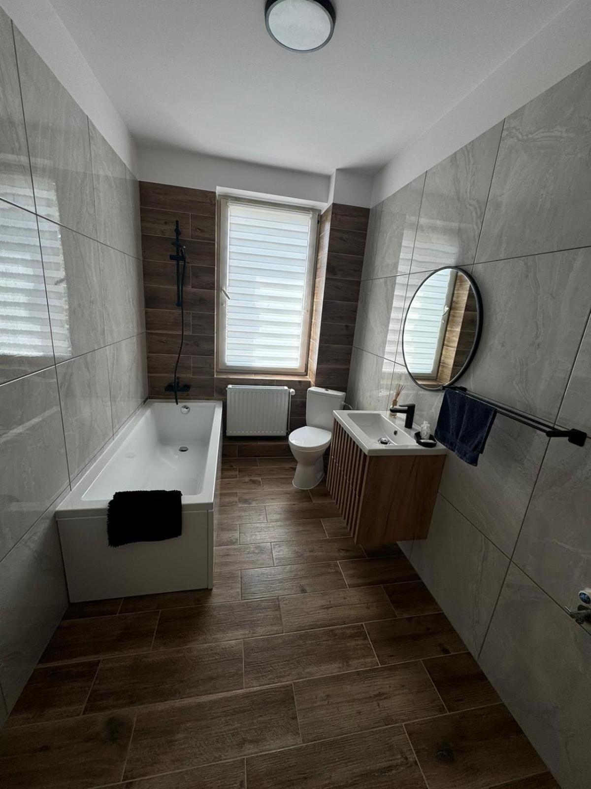 Guben Wohnungen Studio Bagian luar foto